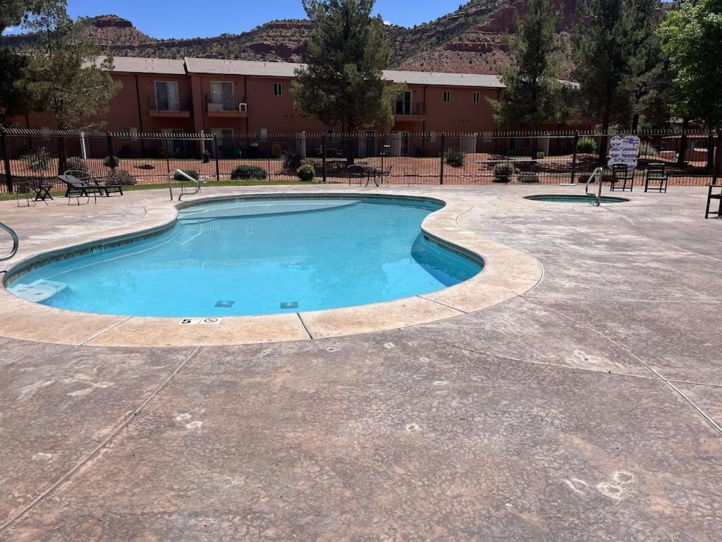 3Br / 2Ba Townhome With Pool, Patio, Wifi, Washer/Dryer Kanab Exterior photo